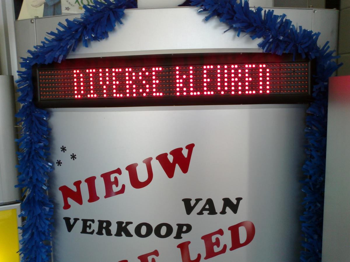 Led kleuren lichtkrant Barro Lichtreclames Verkoop en reparatie